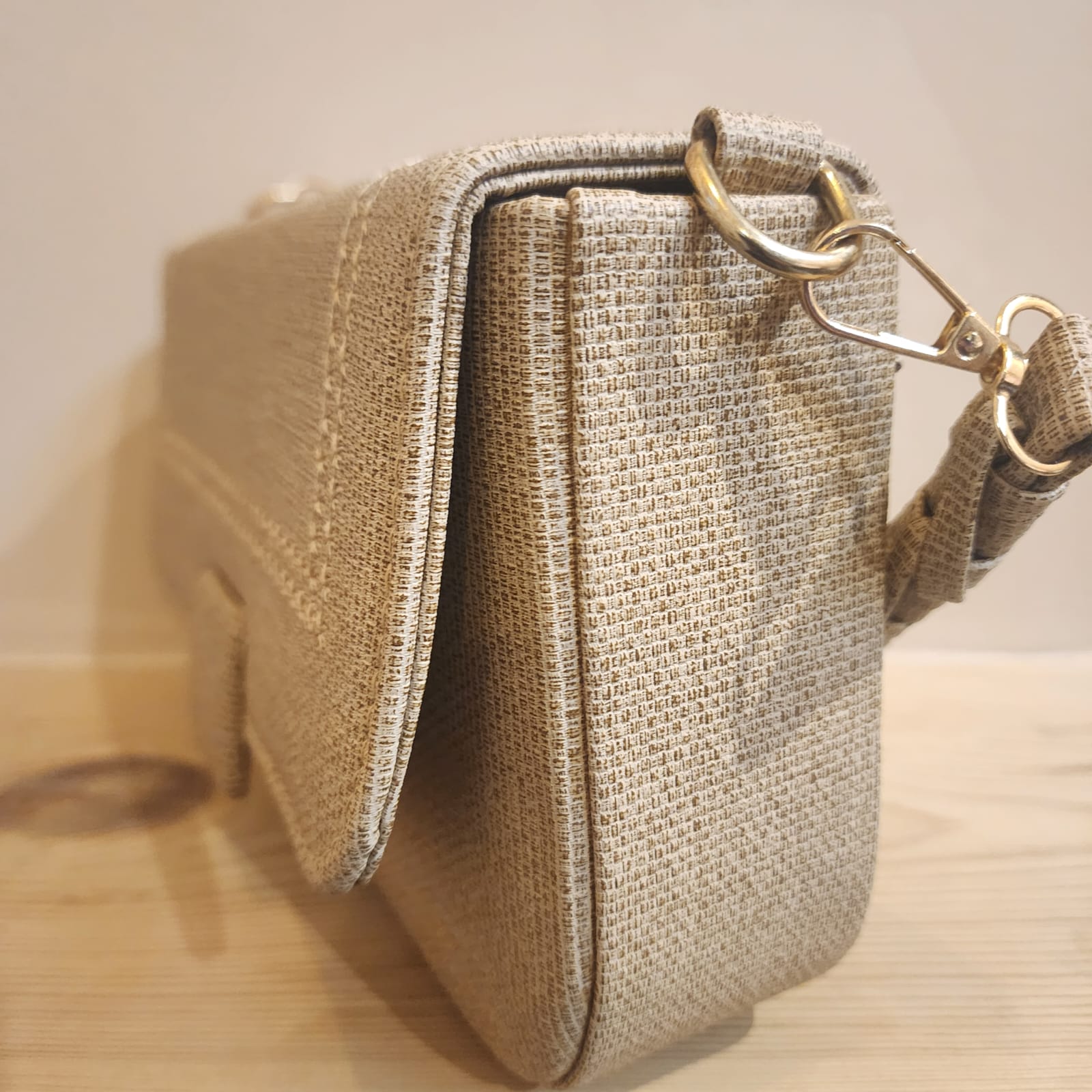 Jute Texture Handbag with rope design handle