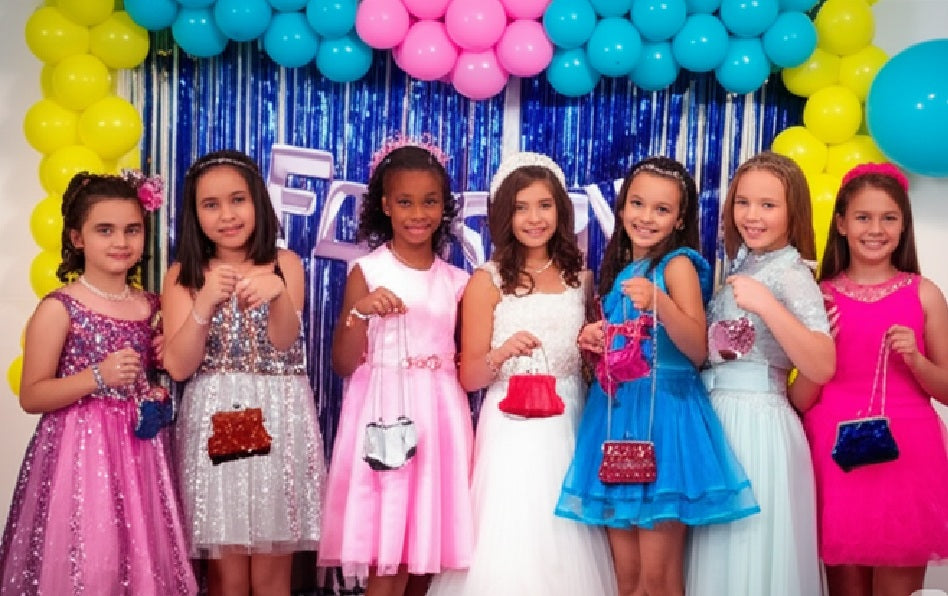 Mini Sequins Party Clutch