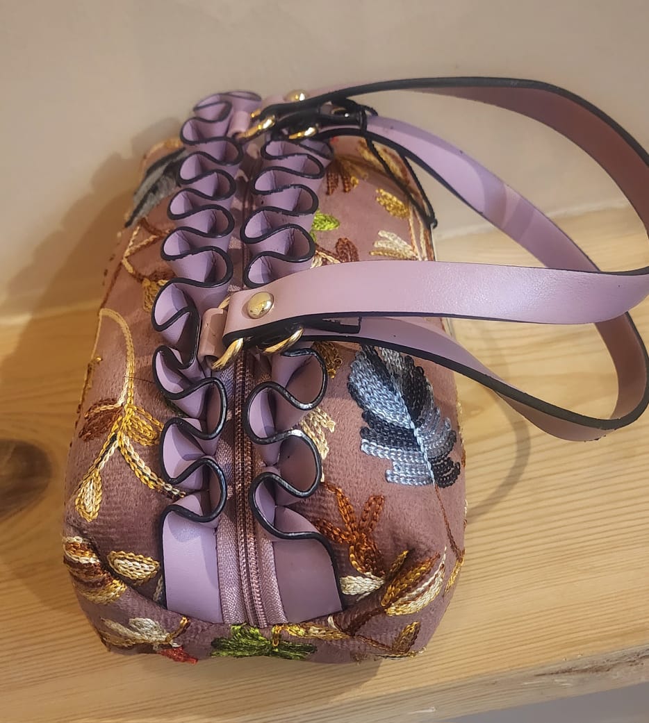 Pashmina Embroidery Round Frill Style