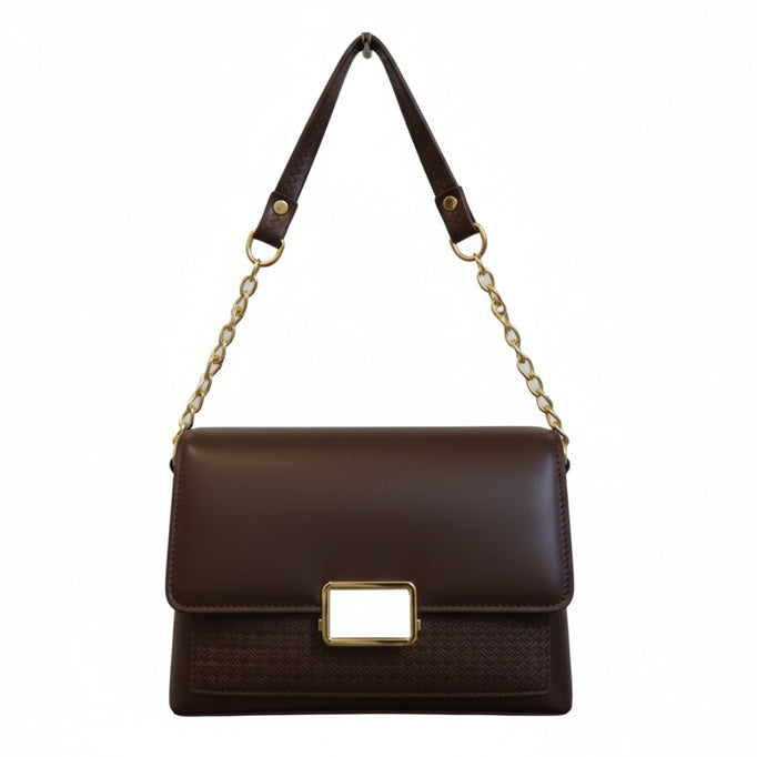 Elegant Handbag with white buckle and gold metal chain