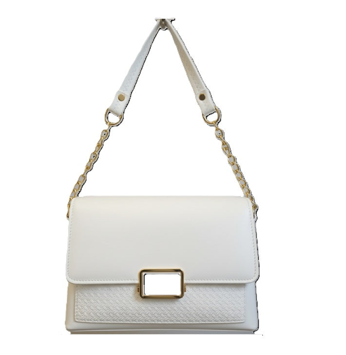 Elegant Handbag with white buckle and gold metal chain