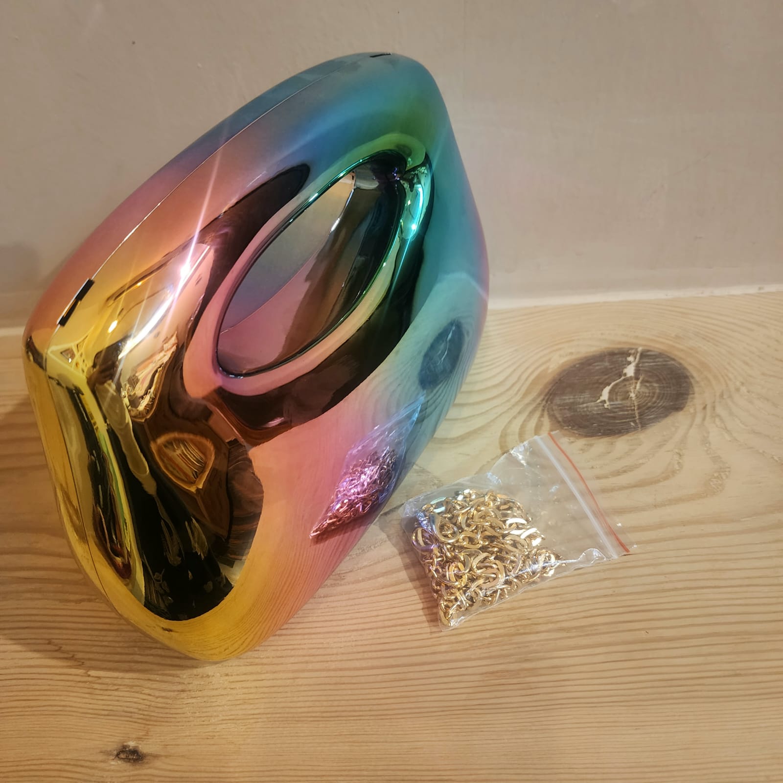 Rectangular Metallic Glossy finish clutch